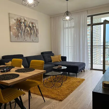 Aurora Apartment Sajmiste